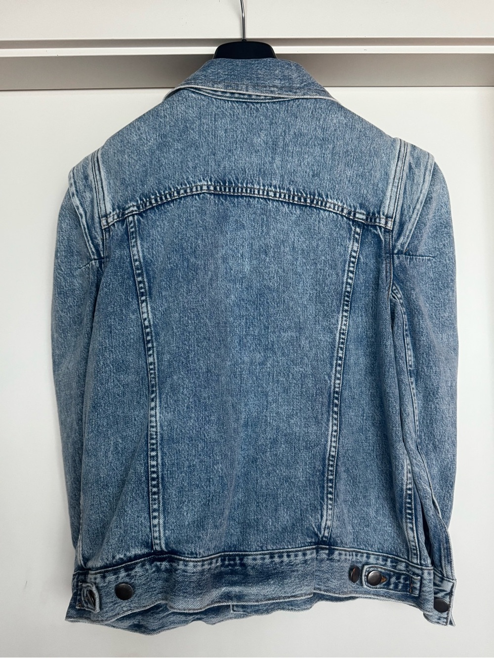 FRAME Light Wash Puff Shoulder Denim Jean Jacket Size L - Picture 5 of 8